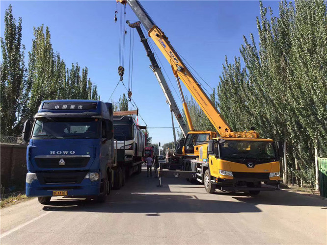 荆州区“省油又稳当”—— 吊车的 “智能节能” 技术